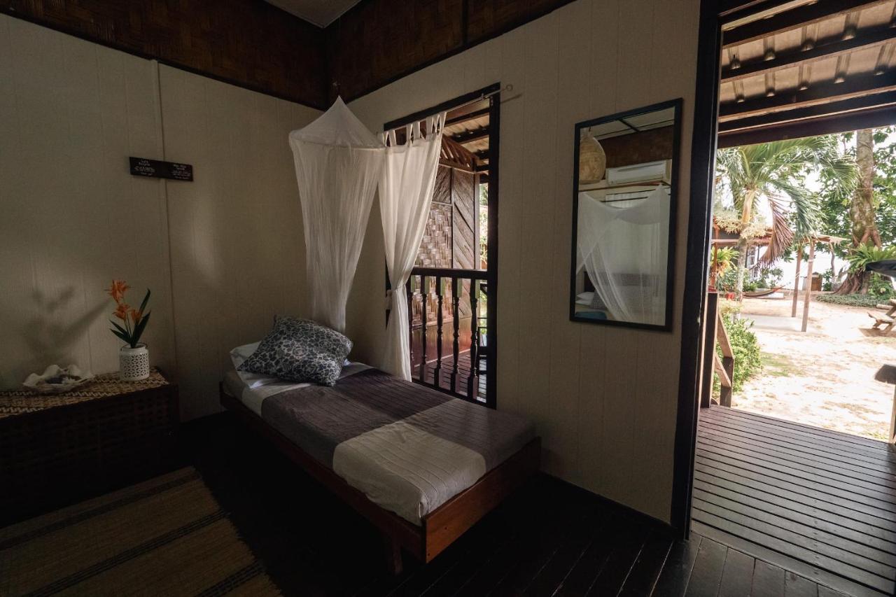 Swiss Cottage Tioman Kampong Ayer Batang Экстерьер фото