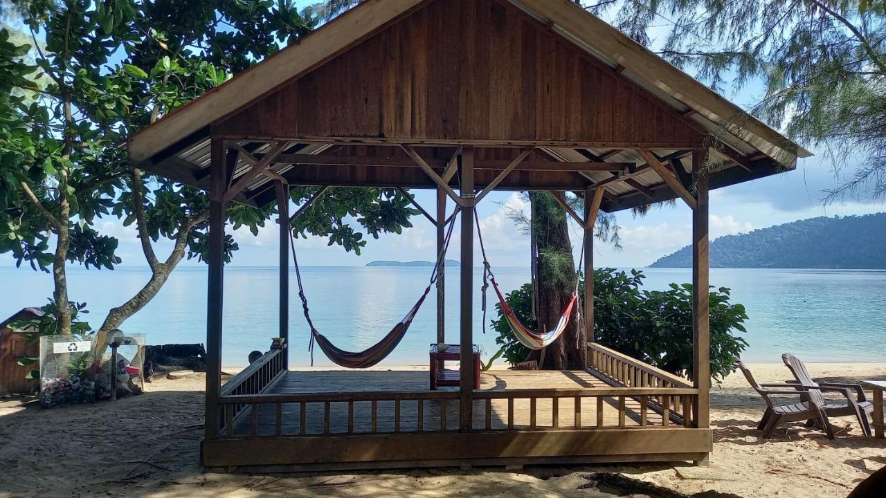 Swiss Cottage Tioman Kampong Ayer Batang Экстерьер фото